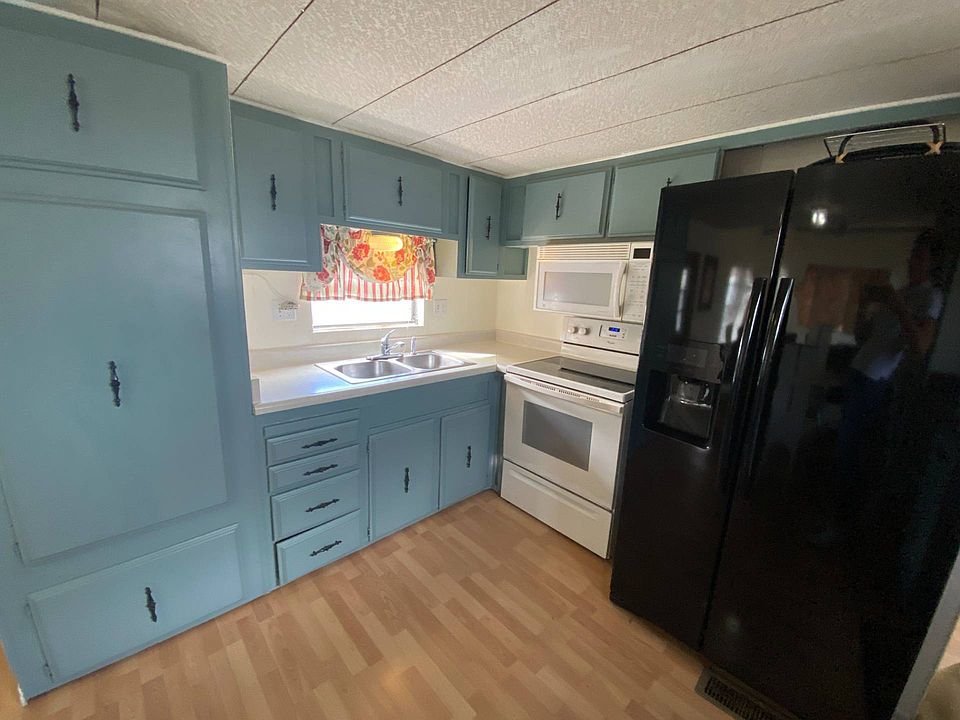 1st image of 377 Bergen St