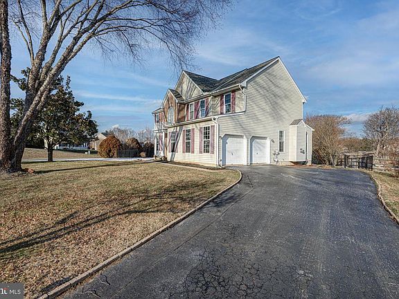 2nd image of 1 Arlinda Ct