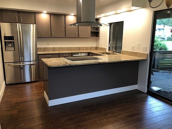 5th image of 9930 NE 144th Ln APT 207
