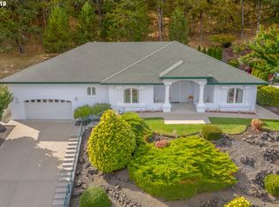 1620 NW Avery St, Roseburg, OR 97471