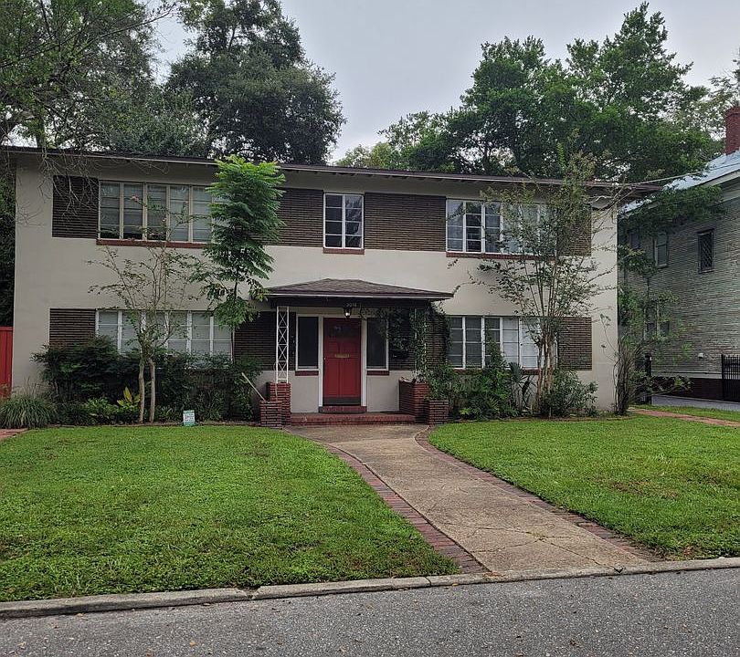 1st image of 3018 Oak St #81876942D