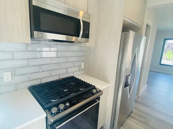 2 W 3rd Street Pl #H, Boston, MA 02127