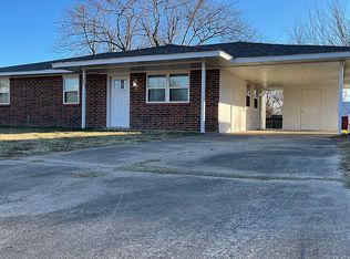 1233 E 4th St, Cushing, OK 74023