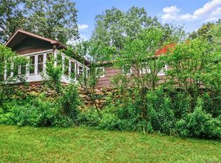 203 Moose Hill Rd, Oxford, CT 06478