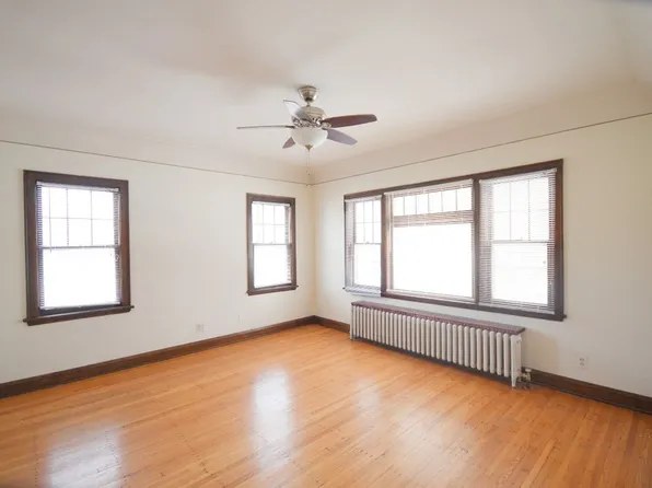 1118 Lowry Ave NE, 1118 Lowry Ave NE APT 1, Minneapolis, MN 55418