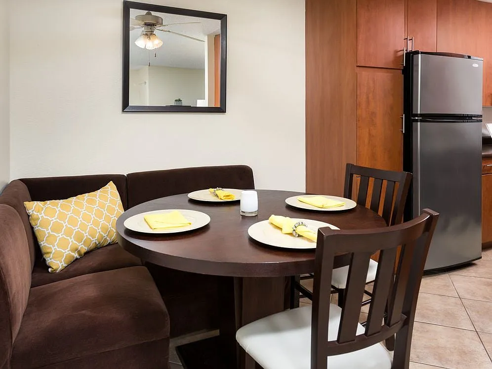 Two Bedroom Apartment Dining Area - eaves San Dimas Canyon