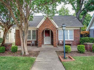3832 Bunting Ave, Fort Worth, TX 76107