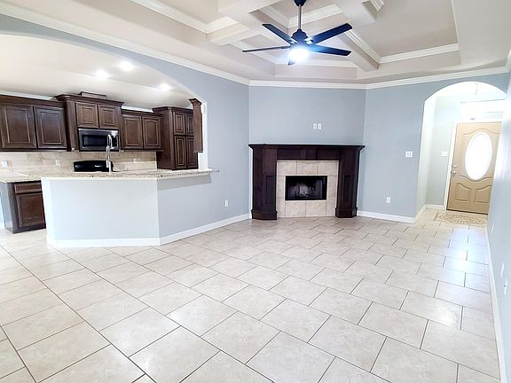 5th image of 2637 Date Palm Dr