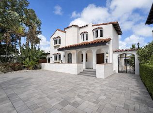 Shenandoah, Miami, FL 33135