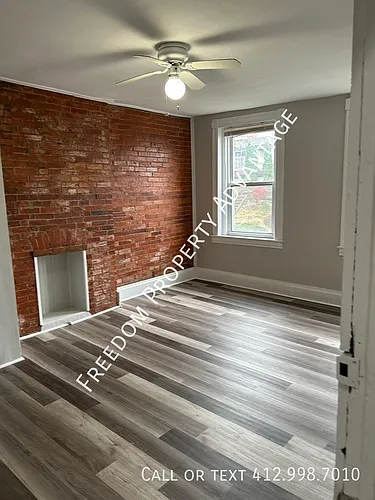 905 Cherokee St Photo 1