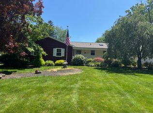 3 Janis Ln, Rocky Point, NY 11778