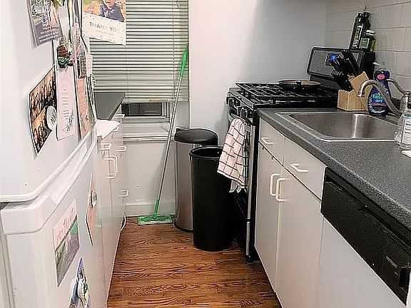 3rd image of 66 Madison Ave APT 3J