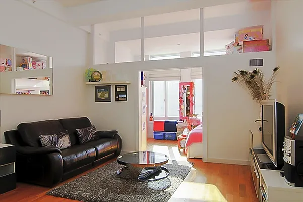 Rented by Corcoran | media 21