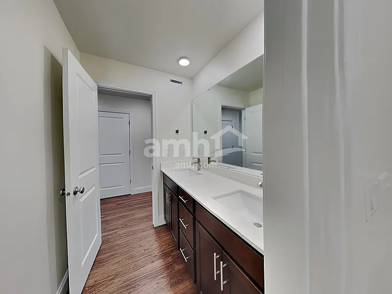 2645 W 3290 S — Photo 15