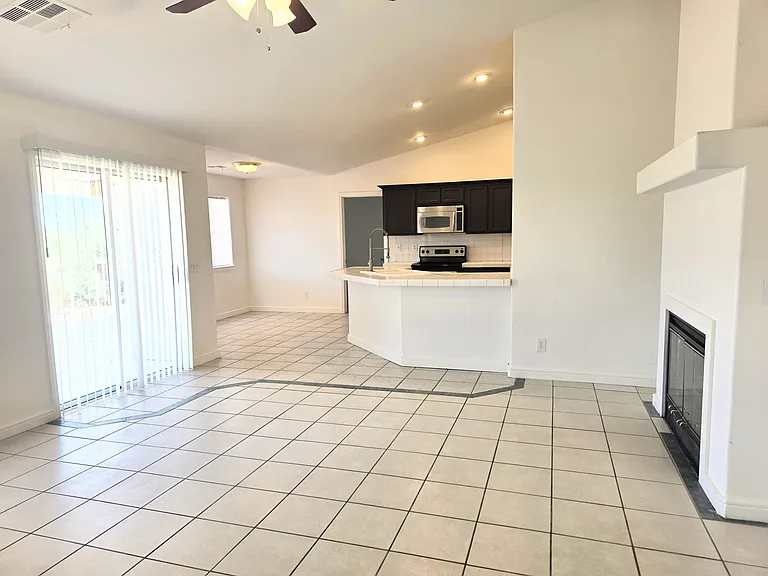 5126 Homestead Rd — Photo 4