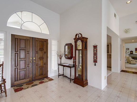 2nd image of 14023 Arbolitos Dr