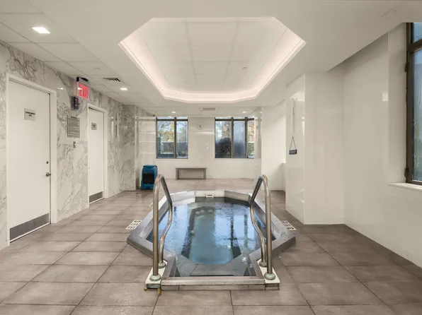 112-01 Queens Boulevard image 22 of 34