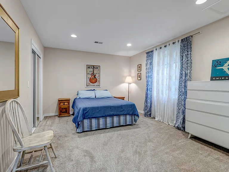 Bed 5 in Basement with Oversized Closet