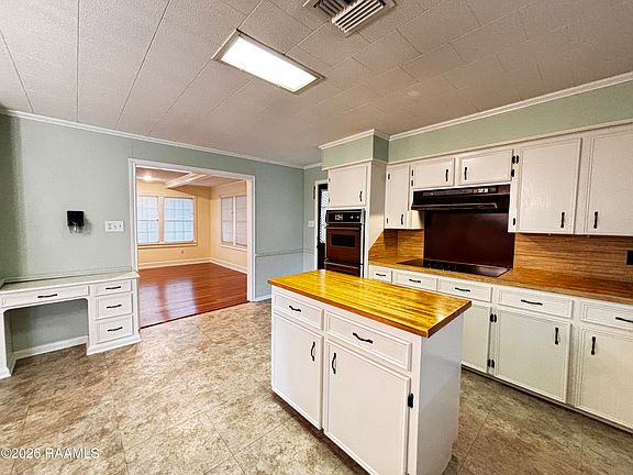 4th image of 708 Margaret Ave