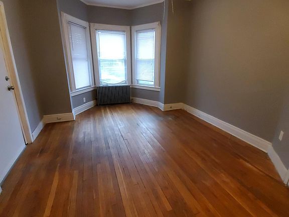 5th image of 1-157 Steuben St #1