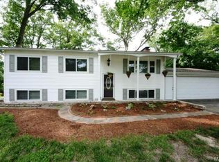 4429 Meadow Dr, High Ridge, MO 63049