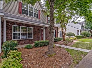 5981 Cougar Ln, Charlotte, NC 28269