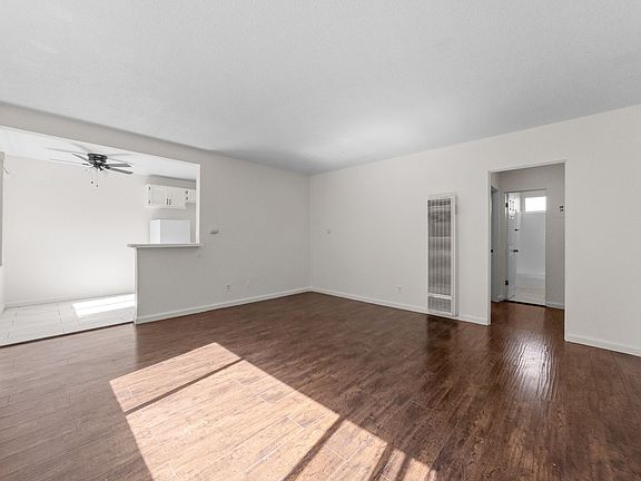 2nd image of 4533 Pickford St #2