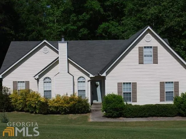 335 Otara Woods Dr, Newnan, GA 30263
