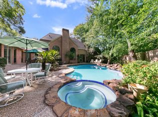 11818 Castle Ridge Dr, Houston, TX 77077