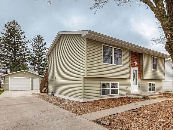 2nd image of 1414 W South St