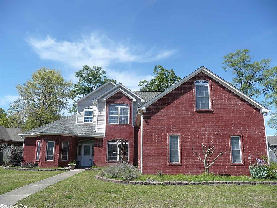 1st image of 2706 Crooked Stick Dr
