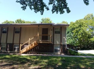 1205 NW Mock Ave APT A, Blue Springs, MO 64015