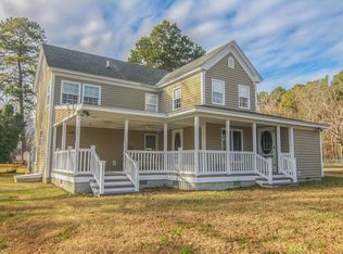 74 Fish Hawk Dr, Weems, VA 22576