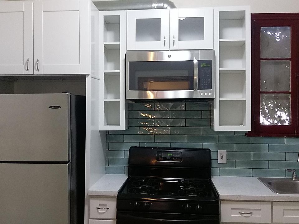 1st image of 6111 Romaine St APT 2