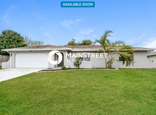 1424 SE 21st St, Cape Coral, FL 33990
