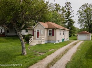 6129 Holt Rd, Holt, MI 48842