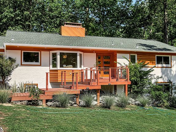 2nd image of 6430 Lily Dhu Ln