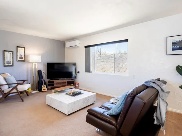 61725 Crest Circle Dr, Joshua Tree, CA 92252