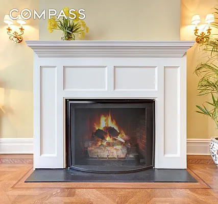 Sold by Compass | media 25