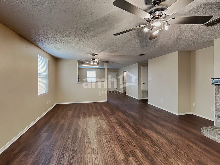 5161 Cliff Oaks Dr — Photo 5