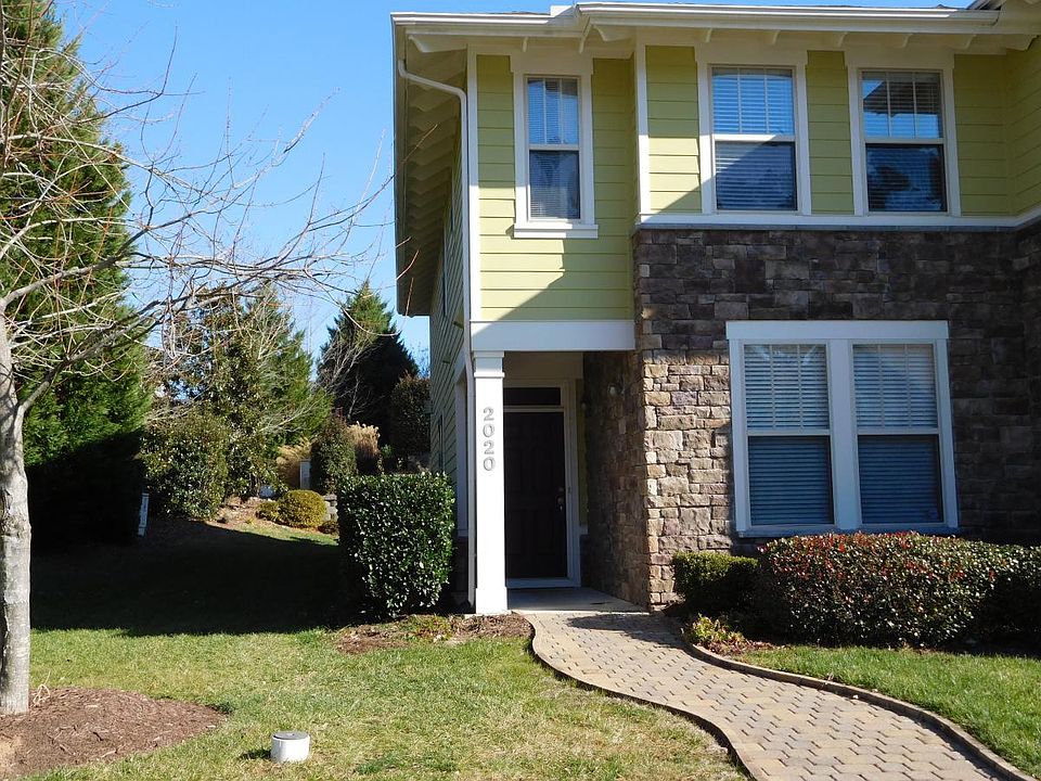 Townhome Front