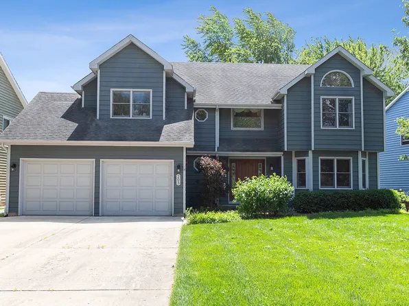 203 Mainsail Dr, Grayslake, IL 60030