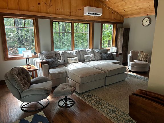 2nd image of 1068 Settlers Valley Way