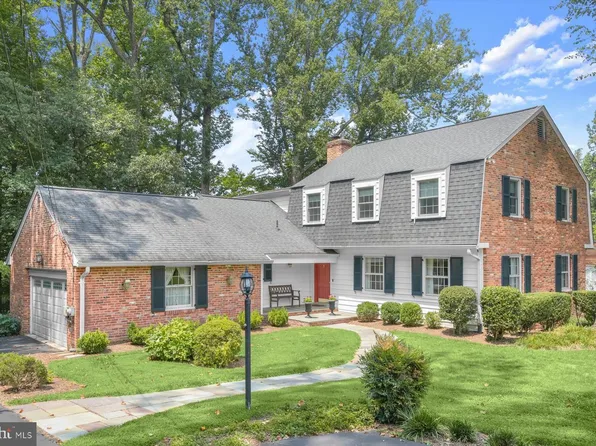 9118 Seven Locks Rd, Bethesda, MD 20817
