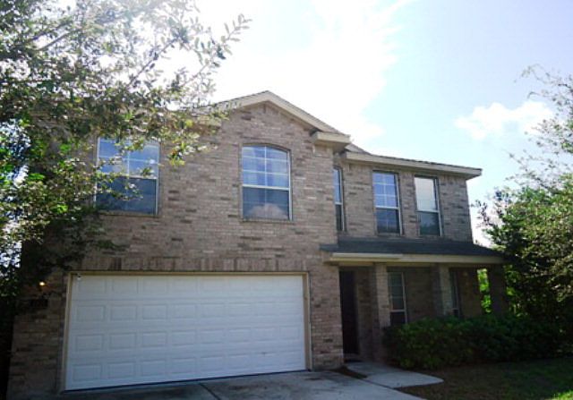 1st image of 3814 Wolf Dr