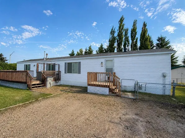 5622 N 51st St, Edgerton, AB T0B 1K0