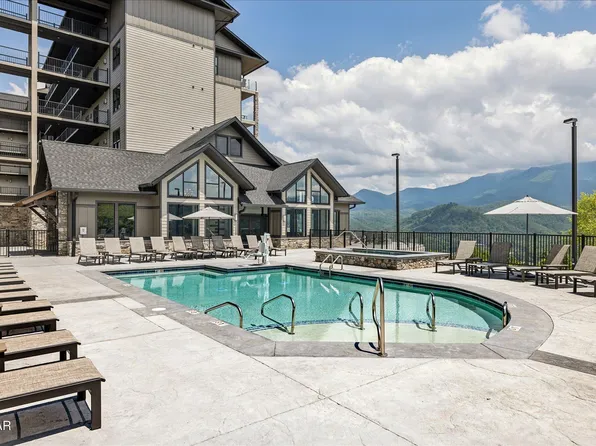 855 Campbell Lead Rd #308, Gatlinburg, TN 37738