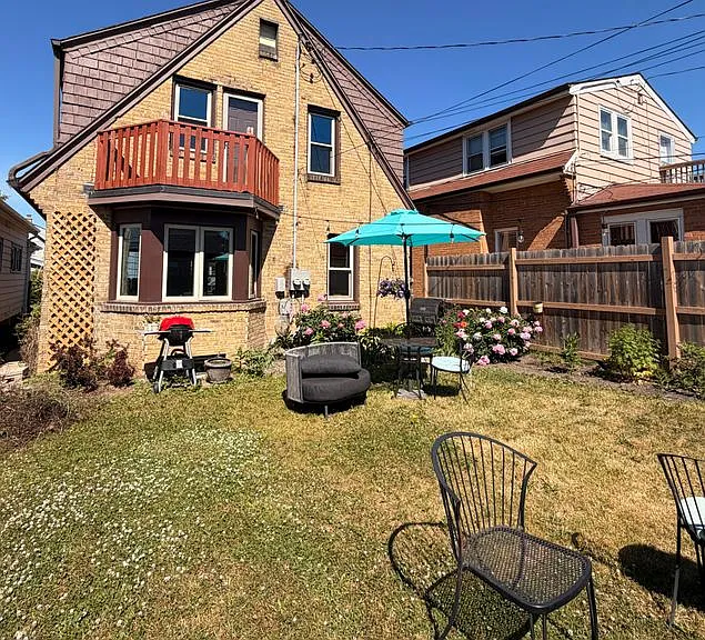 1956 S 77th St — Photo 15