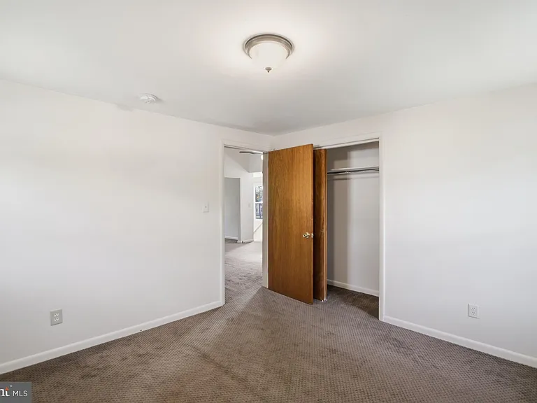 1130 E Park Ave #B — Photo 12