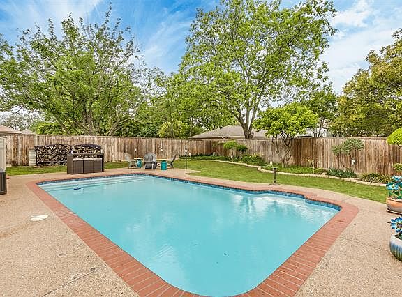 2nd image of 4716 Brandingshire Pl